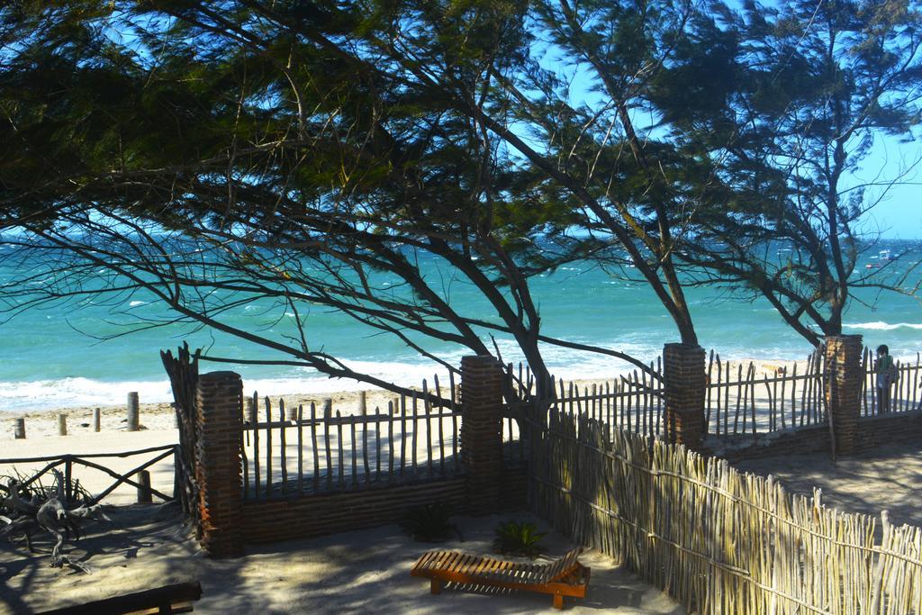 Na Beira Do Mar Pousada Prea Extérieur photo